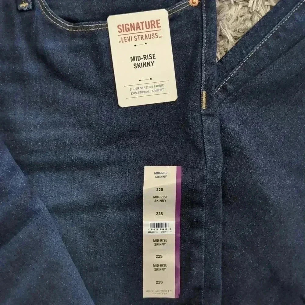 Signature Levi's Strauss Women's mid-rise skinny - Picture 4 of 6